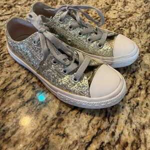 Girls’ silver converse